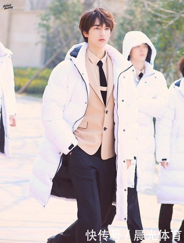 《创2》又被嘲了前11名简直是大型回锅肉现场!