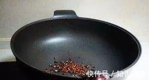 好吃|早餐想吃发面饼，只要学会这一步，好吃到停不下来！