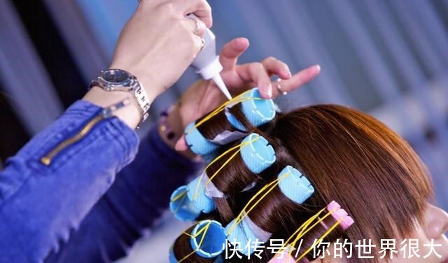 卷度 烫发一个月后头发就直了,烫发能保持多久了解这三点烫发不迷路!