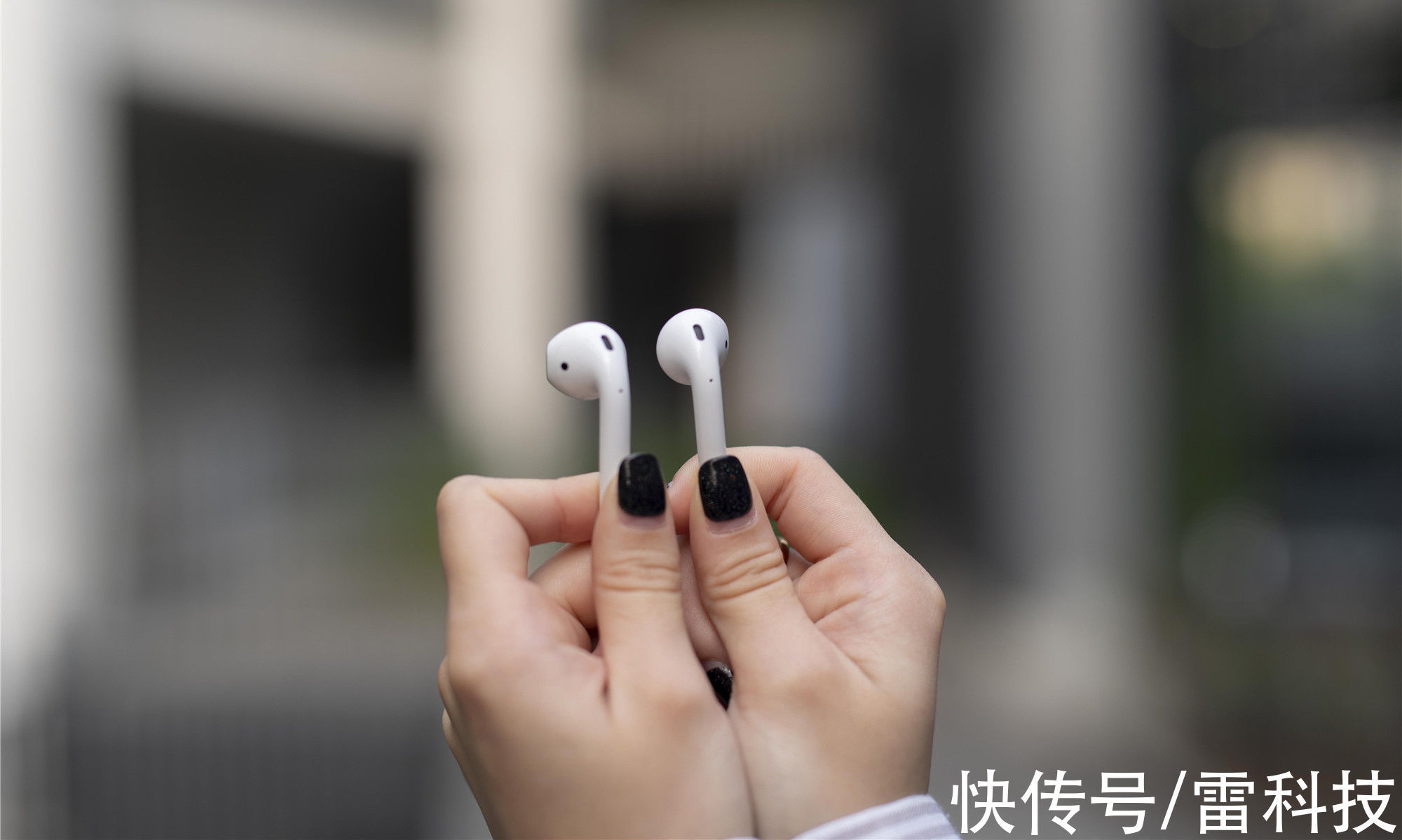发布会|果粉太失望!AirPods 3无缘苹果发布会:下次会看到吗?