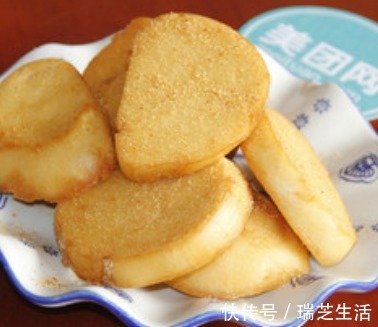 好吃|炸馒头,别直接裹鸡蛋液!大厨教你一招,金黄酥脆不吸油,特好吃