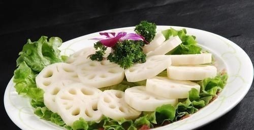 降压|女性不想肚子鼓鼓,要常吃3种食物,甩掉脂肪,减肥瘦身,身体棒