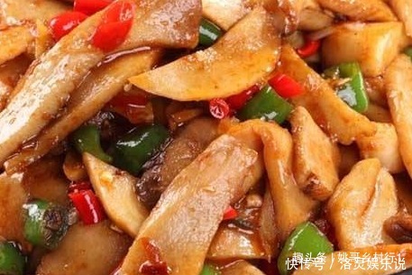 鲍菇炒五花|香辣味美特有嚼头，鲜嫩美味汤汁浓郁，香而不腻非常的下饭