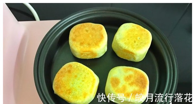 平底锅|不用烤箱,一口平底锅就能做的网红小吃,松软细腻,做法超简单!