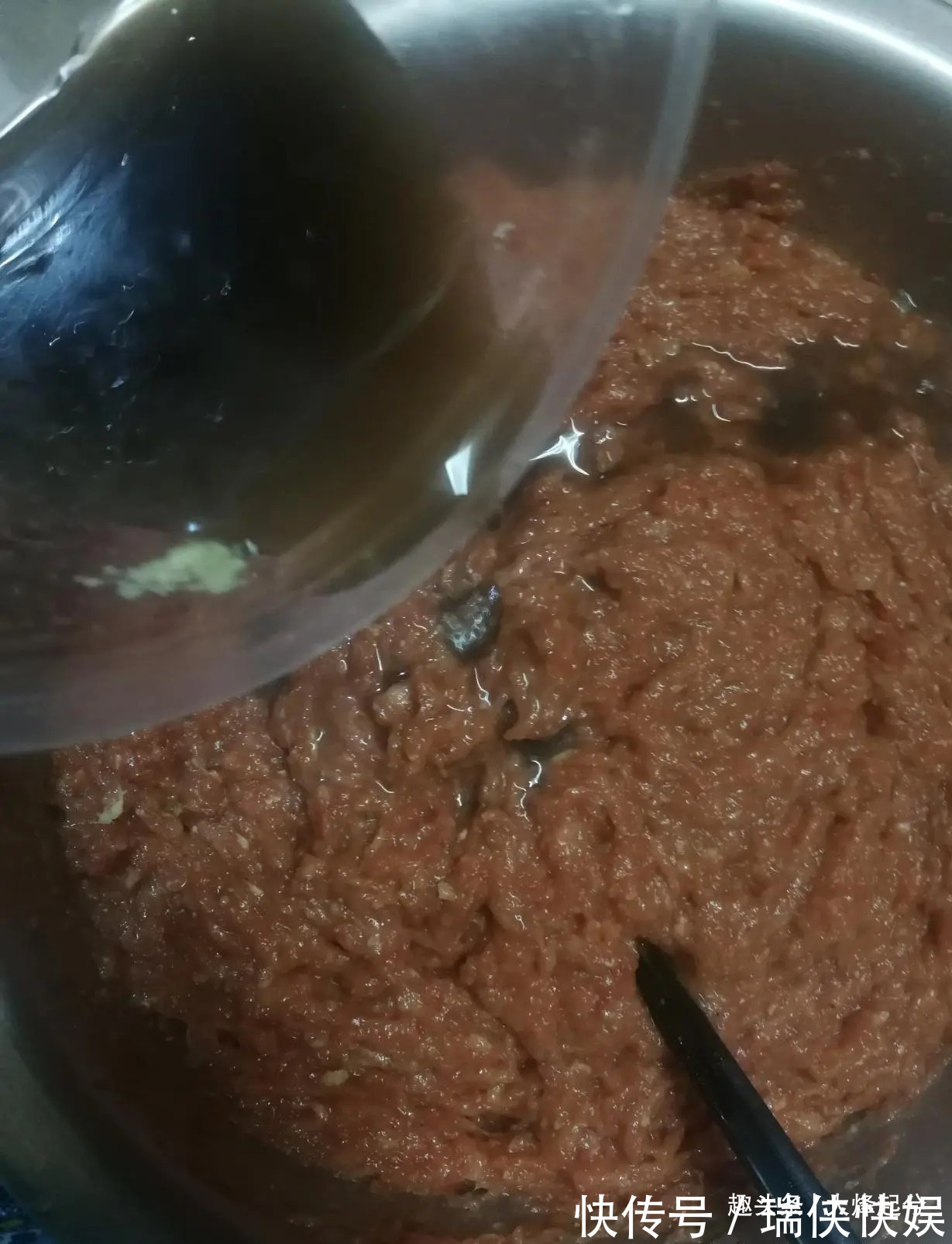 食材|调小馄饨馅时1种食材最重要，馄饨店主教3个诀窍，馄饨好吃无异味