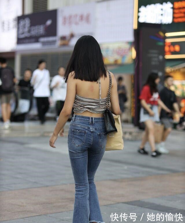 穿搭 时尚俏皮的瑜伽裤穿搭呈现时髦气息,彰显民国名媛风采,酷劲十足!