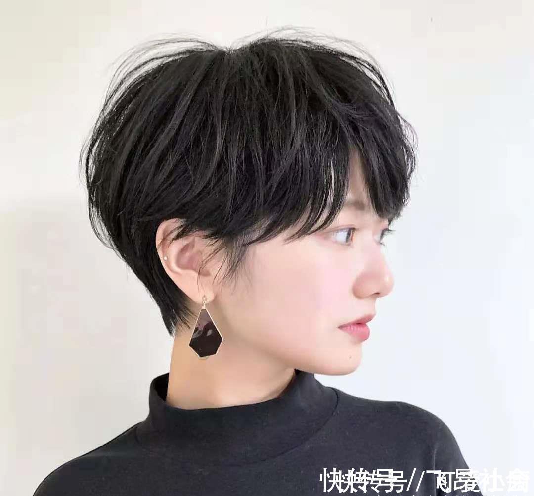 短发|脸宽的人留适合什么发型?试试这三种发型,时尚减龄又显脸瘦