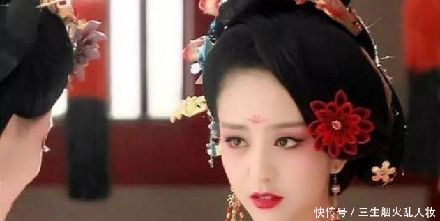 如果穿越到唐朝,你可能受不了唐朝女人的妆容