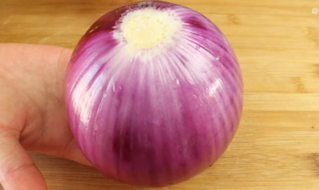 鸡蛋液|洋葱这么吃,血管不堵不得病,三高不近身,一辈子不受血栓困扰
