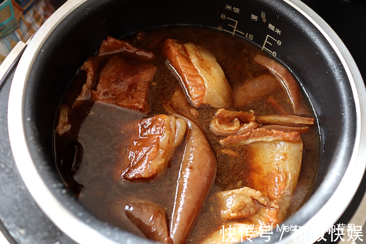 酱肉|酱肉包子太香了，蒸两锅晚餐早餐全解决，家中存货再也不愁吃