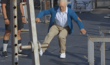 健身|70岁硬核奶奶3个月减脂28斤，凭马甲线上热搜！光彩照人的生命