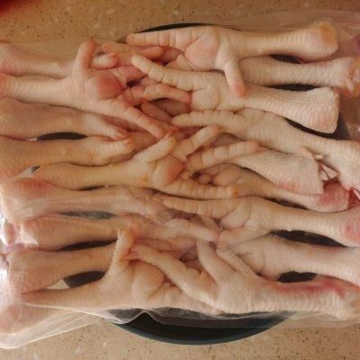 好吃不贵的酱香鸡爪做法，超级入味，老人小孩都爱吃