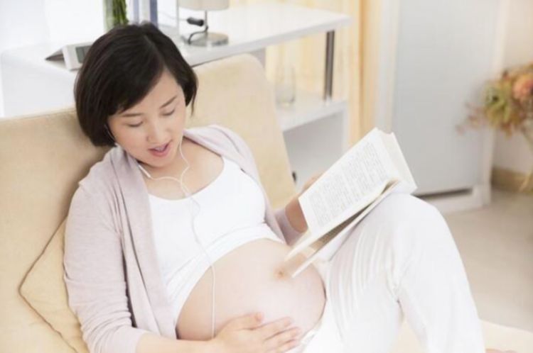 怀孕生娃|2岁娃回忆胎中生活,“喝水吐水很无聊”,宫内记忆真的存在?