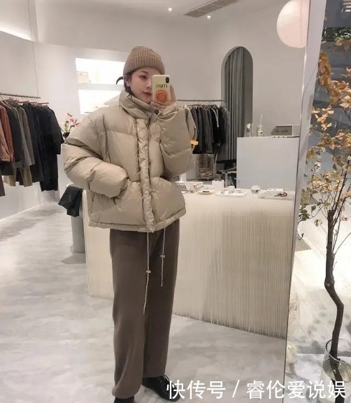 外套|最近悄悄火了一种外套,叫“面包羽绒服”,跟潮人这样穿,真好看