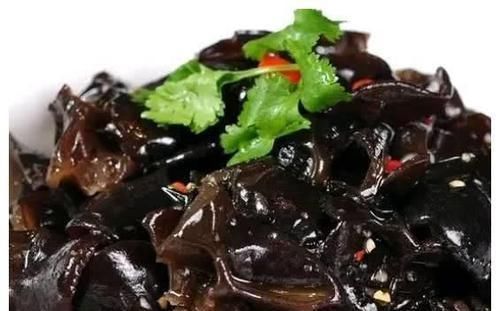 健脑|想养生得会吃，3种食物换着吃，可以健脑，保护血管！