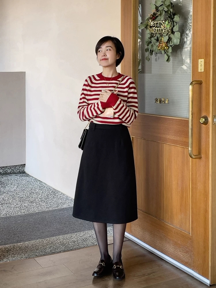 羽绒服|冬天想要穿出气质感,选对内搭很重要,这些单品日常简约又不挑人