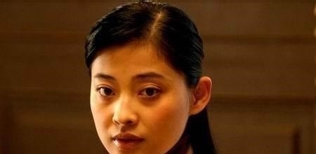 26年前朱時茂的春晚小品中，誰注意他旁邊的女孩，已火得一塌糊涂