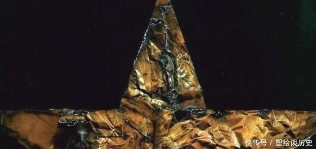 装置物$冷军一幅画1005万,放大15倍,网友:这不是画,越看越不像