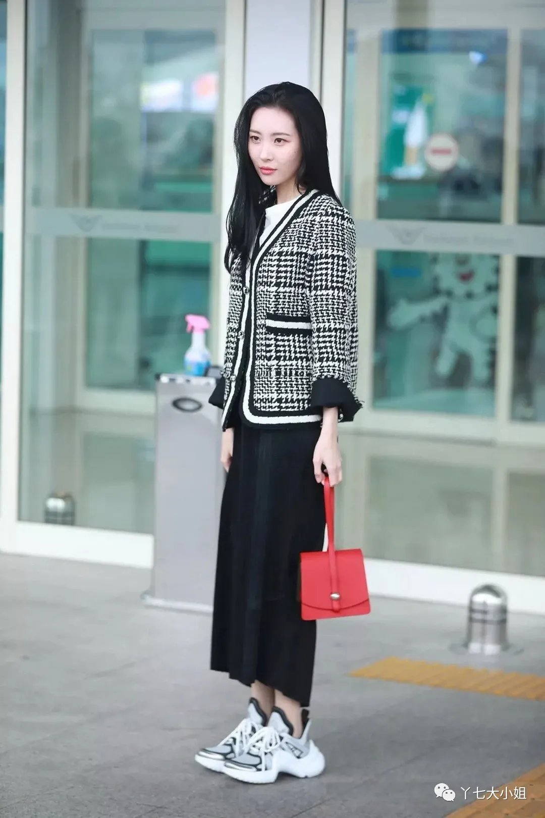 粗花呢“小香风”翻车的案例这么多，怎样才是正确打开方式？