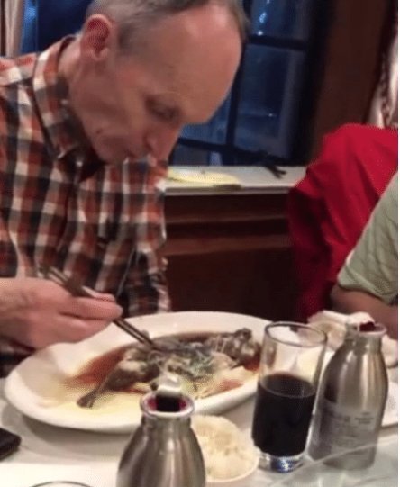 抱怨|外国朋友抱怨中国菜吃不饱,得知他们的吃法,照这样吃能吃饱才怪