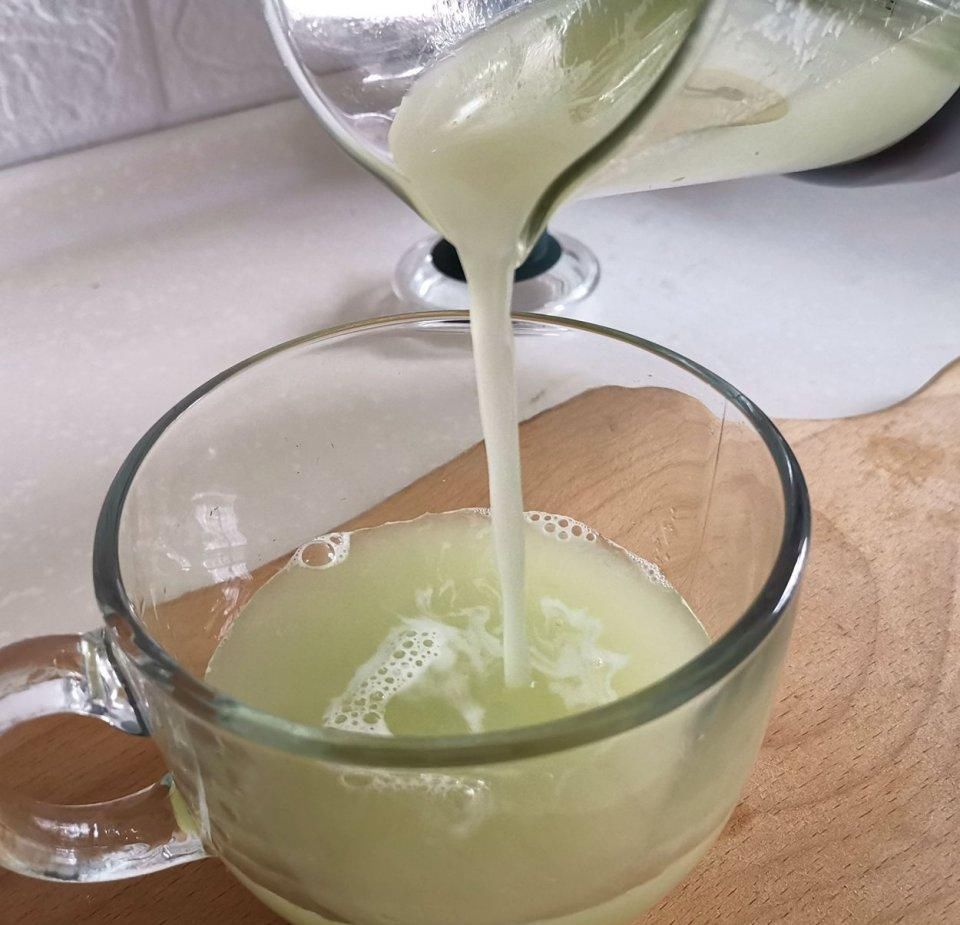 萝卜梨汁|常把它俩搭配做一杯,润燥止咳防感冒,比单纯喝果汁强多了