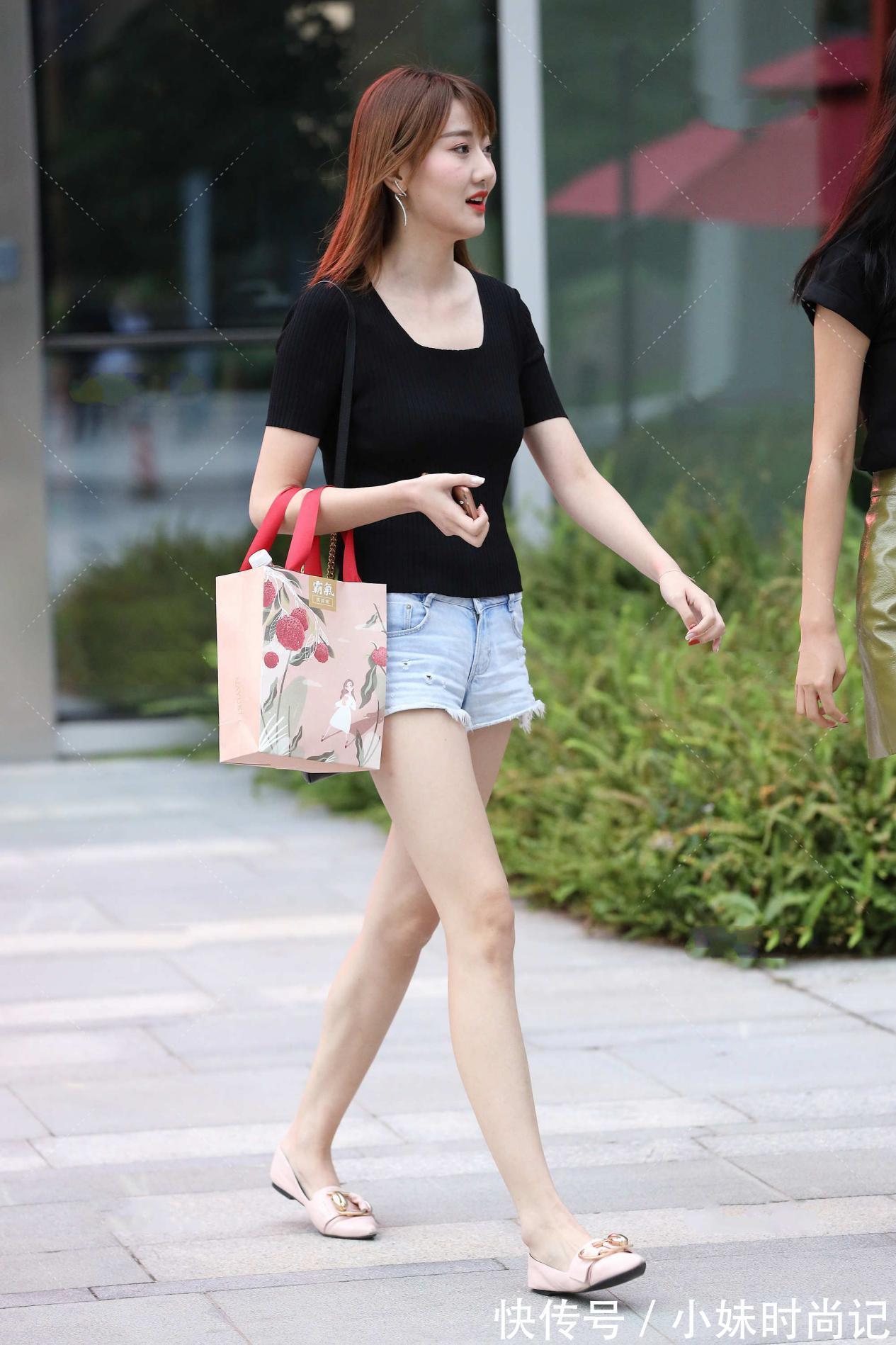 平跟鞋 日常的休闲穿搭,追求简单的风格,穿出清新自然又大方的美