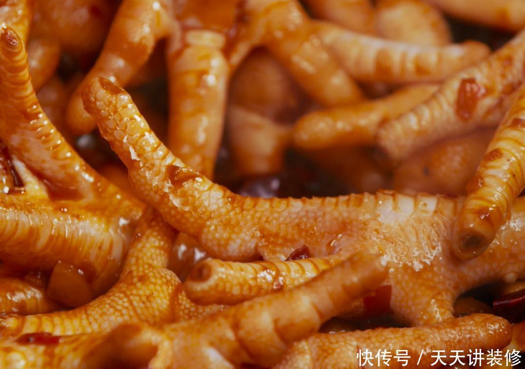 汤汁|一种你没吃过的鸡爪做法,豪华海陆双拼,汤汁都是浓浓暖意,鲜!
