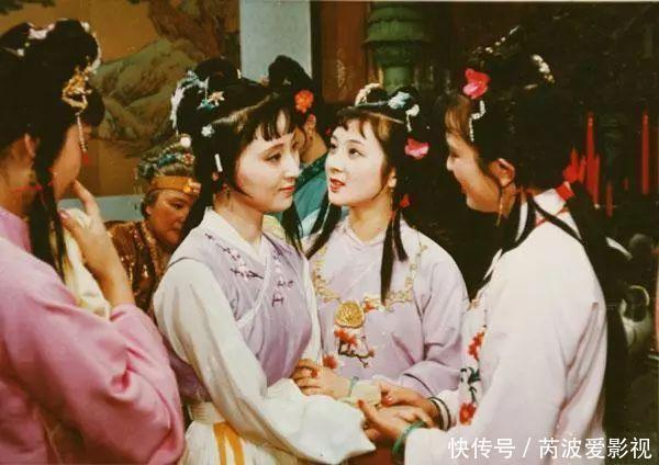 姊妹|林黛玉的情商有多高?王夫人劝她远离宝玉,林妹妹的应答堪称经典