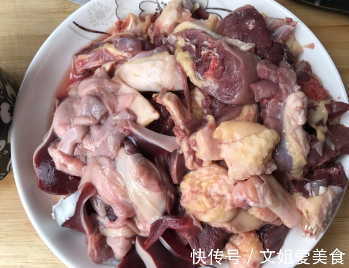 冬瓜|炎热的夏天要喝这种汤，清热解暑营养丰富，可以怎强身体营养！