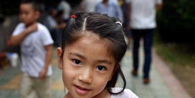 孩子|孩子到了这个年龄,你要记得给孩子零花钱,很多家长给晚了