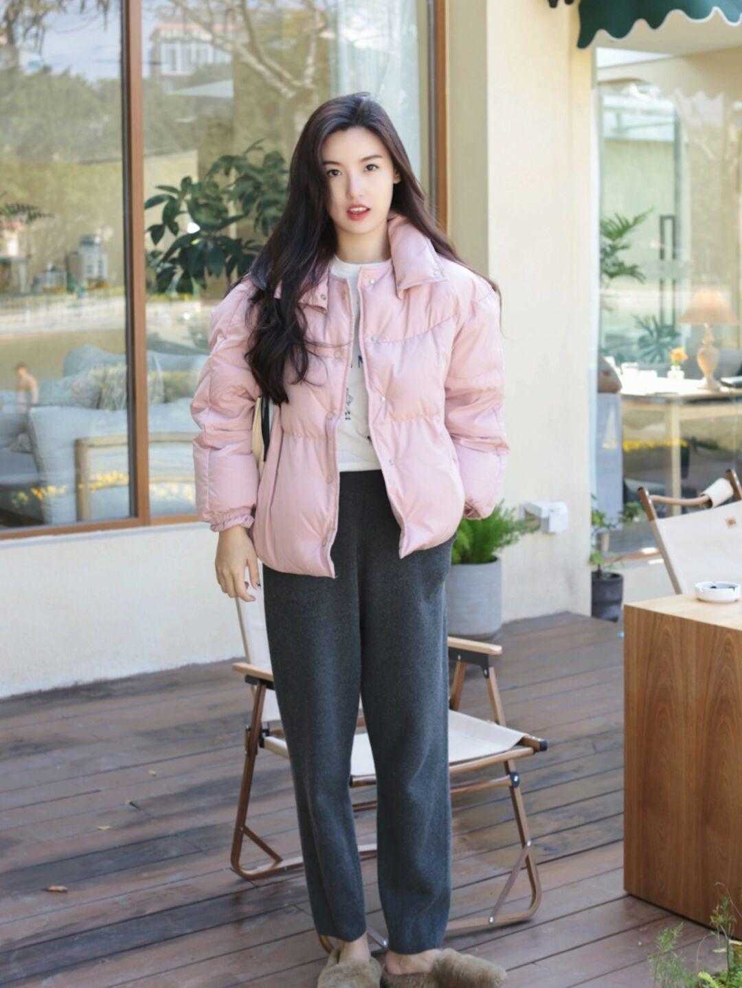 碎花裙 怎么穿保暖又减龄?快来试试这些“早春色”单品,甜美温柔又时髦