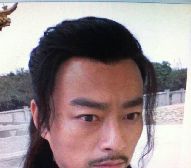 傻大个#5个版本的林冲,前三位都演成了傻大个,只有他才是真正的经典!