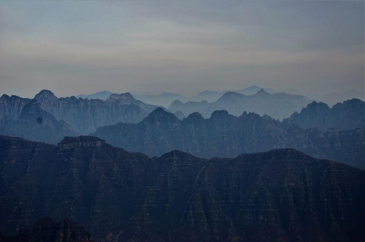 涞水|穿越高山和人群，涞水黄土顶—大北顶—大寨顶徒步旅游