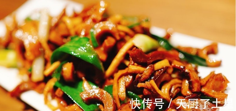 营养又健康,色香味俱全,好吃到放不下筷子,满满几盘美食!