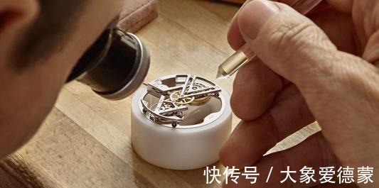 牛仔裤","m":"73ccc5d6d4cf97fd3b31486bde4043bc76f0fd2c","nlabel":"stat_3048107060:zm.news.so.com:5pyA576O5aWz5Lq65b+D,pageType_zmt,glevel_3","ntag":"tfashion;sfashion_时尚;kfashion_1:时尚;kfashion_1:牛仔裤;call_P:全类:时尚