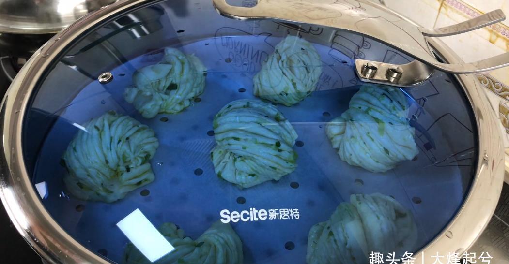 花卷的做法大全之一，教您最简单的方式，照样蓬松暄软层次分明