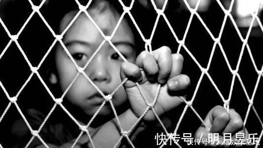 人贩子|“妈妈输了,你快出来”,宝妈和孩子玩捉迷藏,孩子却再没回来