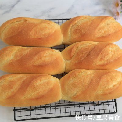 鲜酵母|黄油软餐包别再炒着吃，学我这样做，孩子抢着吃