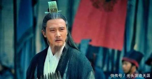 城向|他是蜀汉五虎上将,儿子却出城向曹魏投降,孙子却为护国而战死!