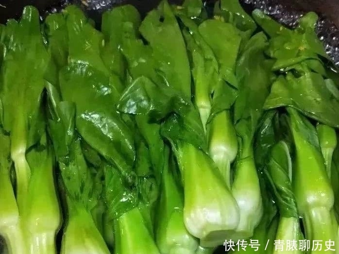 香菇菜心——菜嫩菇滑,比吃肉还过瘾!