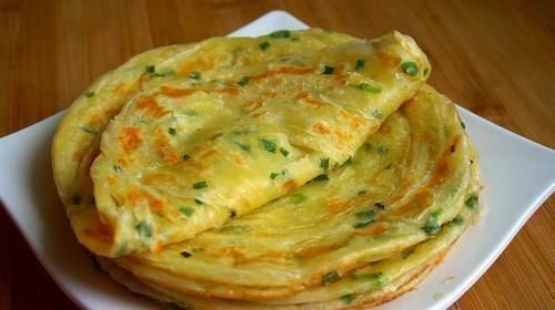 家人喜欢吃我烙的饼，家常做法，倍儿软乎凉后也不硬，1周吃5顿