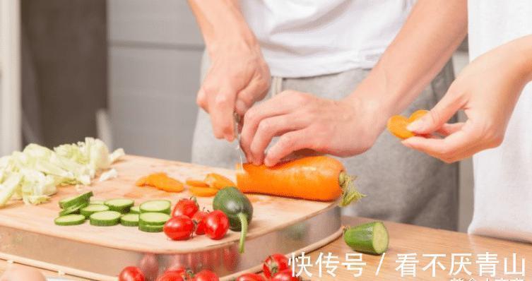 食物|议中老年人，钱别不舍得花！建议这3种食物要常吃，胜过保健品