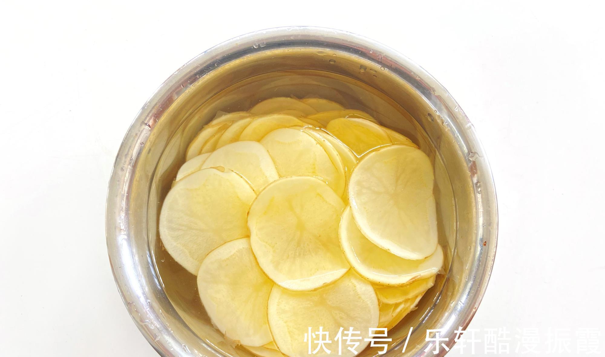 一块钱|用1块钱就能实现薯片自由，满满一大盘，香香脆脆，一次吃到爽