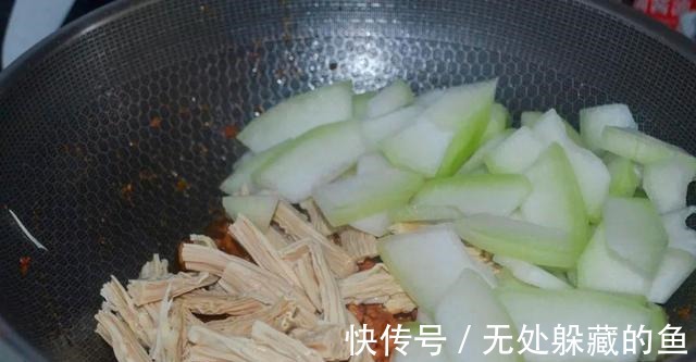 家常|河南大烩菜的家常做法，有菜有肉，做一大锅都不够吃，食材特简单！