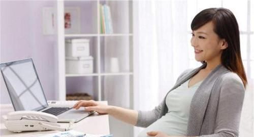 同卵双胞胎|刚生下2个娃,正当家人庆祝是“双胞胎”,护士说破:不是双胞胎