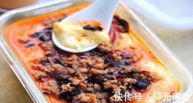 美食推荐酱汁猪蹄、鱼香蒸蛋、酱皇白玉菇爆螺片制作方法！