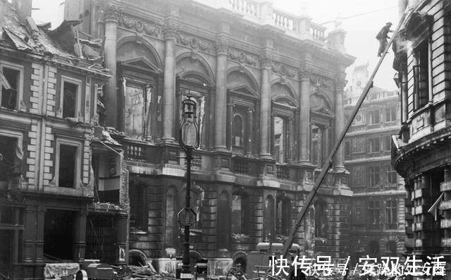 小说@假如母亲被人掉包了怎么办?这样的小说构思,简直是一票难求