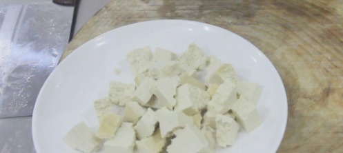 大厨手把手教你红烧豆腐的做法,嫩滑入味有诀窍,一看就会做