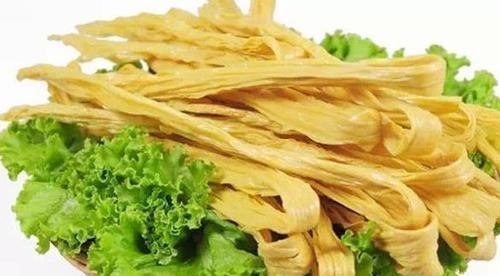 常吃|血脂高竟是常吃蛋黄引起的？医生：3素食少吃，血管会很干净