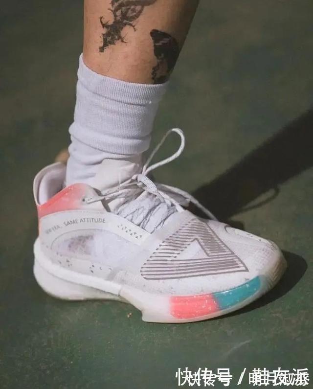 tpu 国产新潮!「匹克大三角」上新秒空!实战表现竟有些“离谱”?